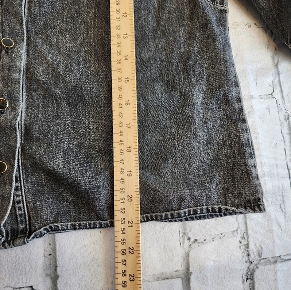 Women's Denim Shirt - Picture 5 of 8